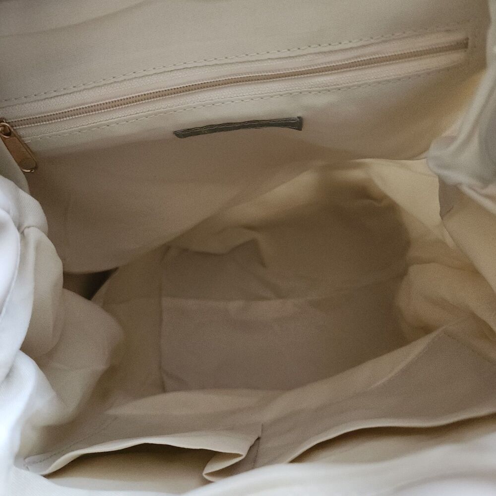 NWT Daisy Fuentes Roxy Quilted Backpack Cream/Birch Gold Hardware - Picture 6 of 6